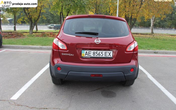автобазар украины - Продажа 2012 г.в.  Nissan Qashqai 2.0 CVT FWD (141 л.с.)
