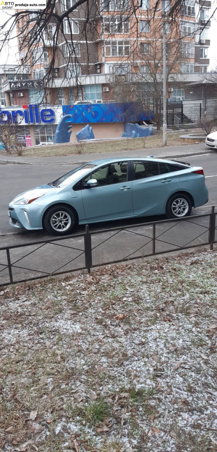 автобазар украины - Продажа 2019 г.в.  Toyota Prius 1,8  CVT AWD (122 л.с.)