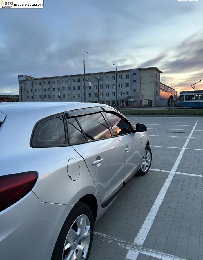 автобазар украины - Продажа 2011 г.в.  Renault Megane 1.5 dCi MT (90 л.с.)