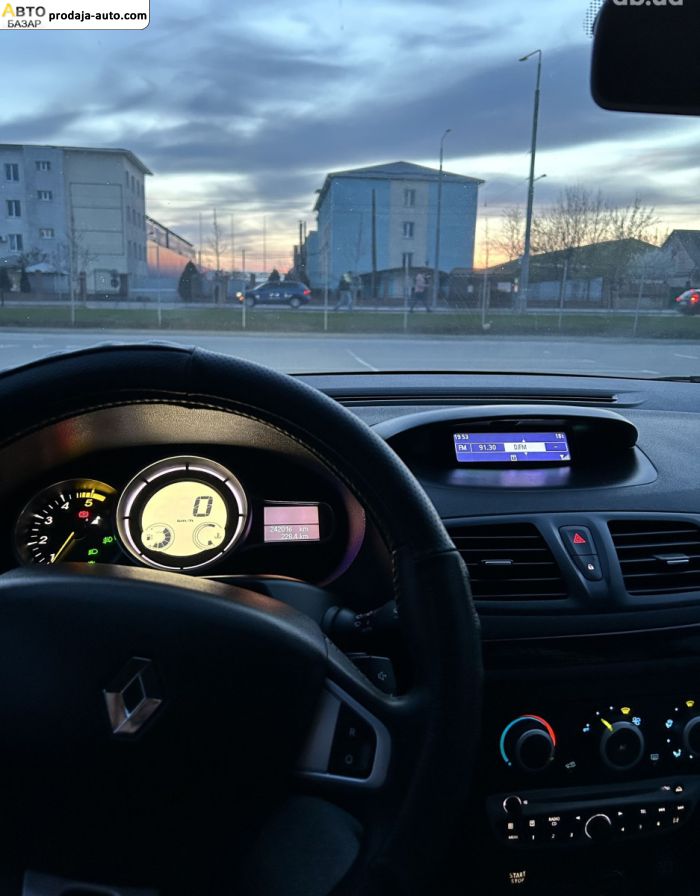 автобазар украины - Продажа 2011 г.в.  Renault Megane 1.5 dCi MT (90 л.с.)