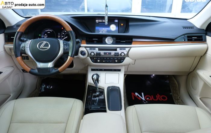 автобазар украины - Продажа 2015 г.в.  Lexus ES 300h CVT (161 л.с.)